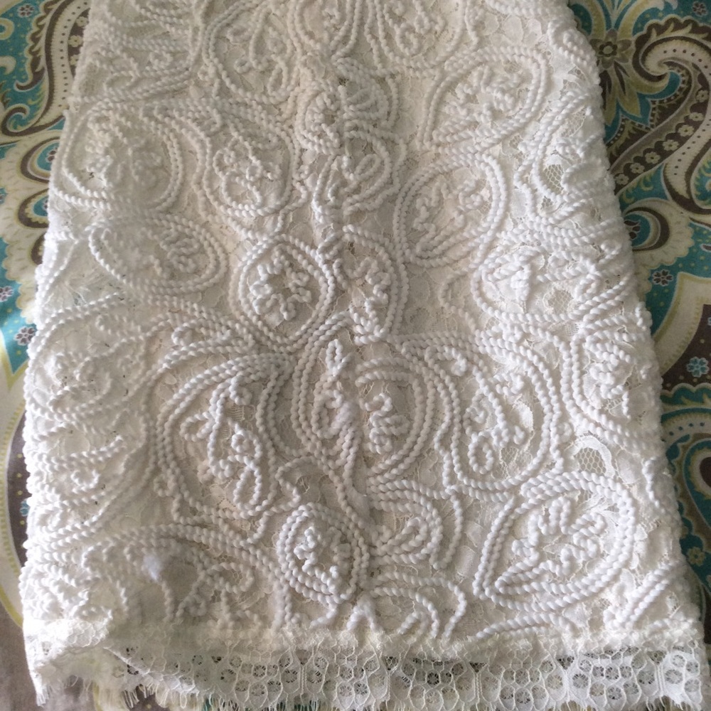 Gorgeous White skirt with lace.  Lined. Small